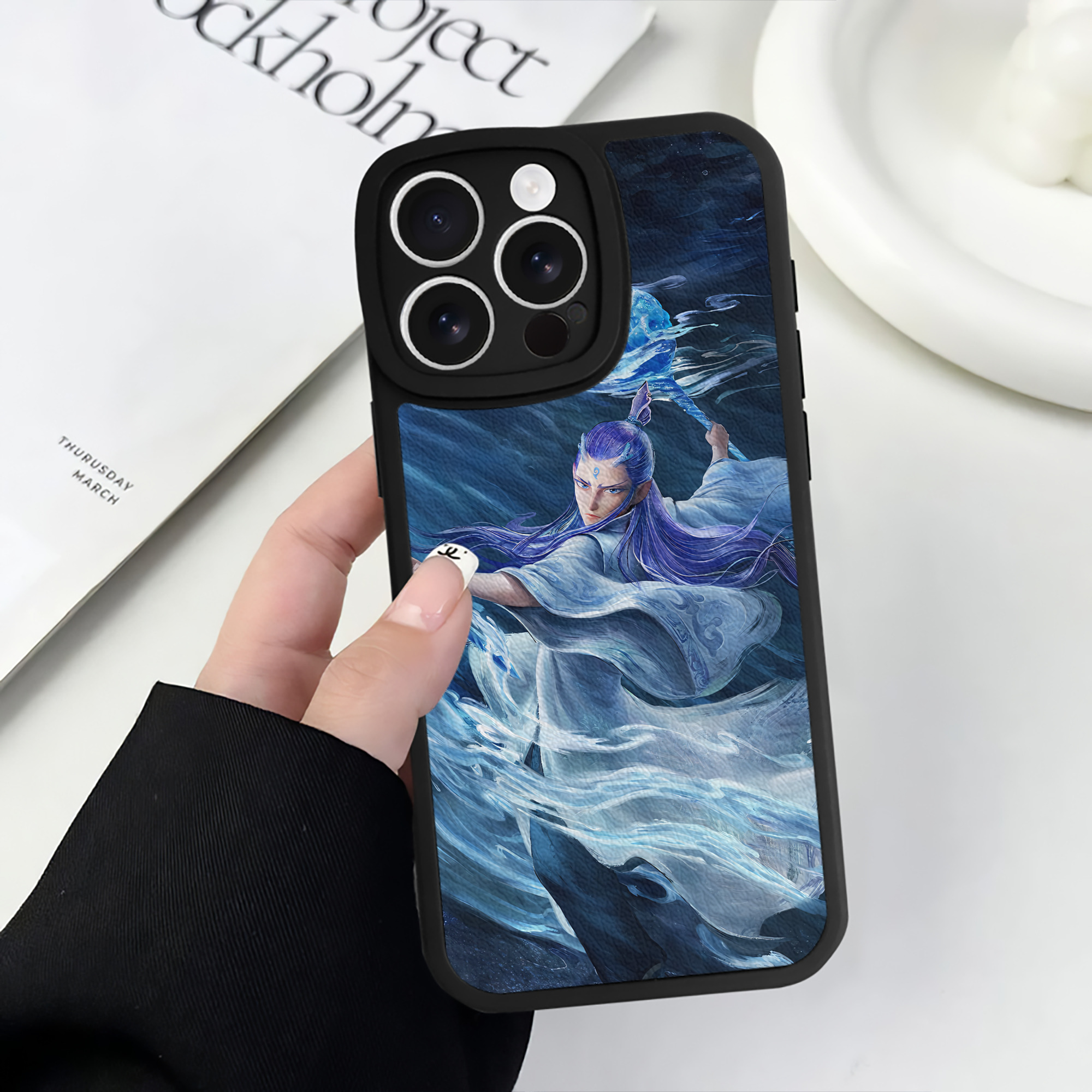 （画像用） Ne Zha 2 ナタ 魔童の大暴れ 【iPhone 16シリーズ対応】シリコンスマホケース（レザー調） 材質：シリコン